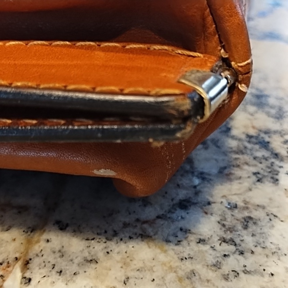 Genuine Vintage Romano Di Paolo Tan Leather Shoulder Bag - Picture 13 of 13
